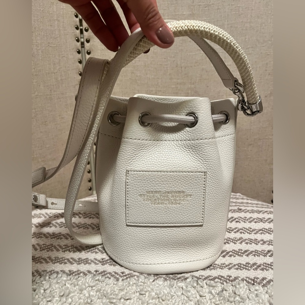 Marc Jacobs the bucket bag Small white silver - Picture 9 of 14
